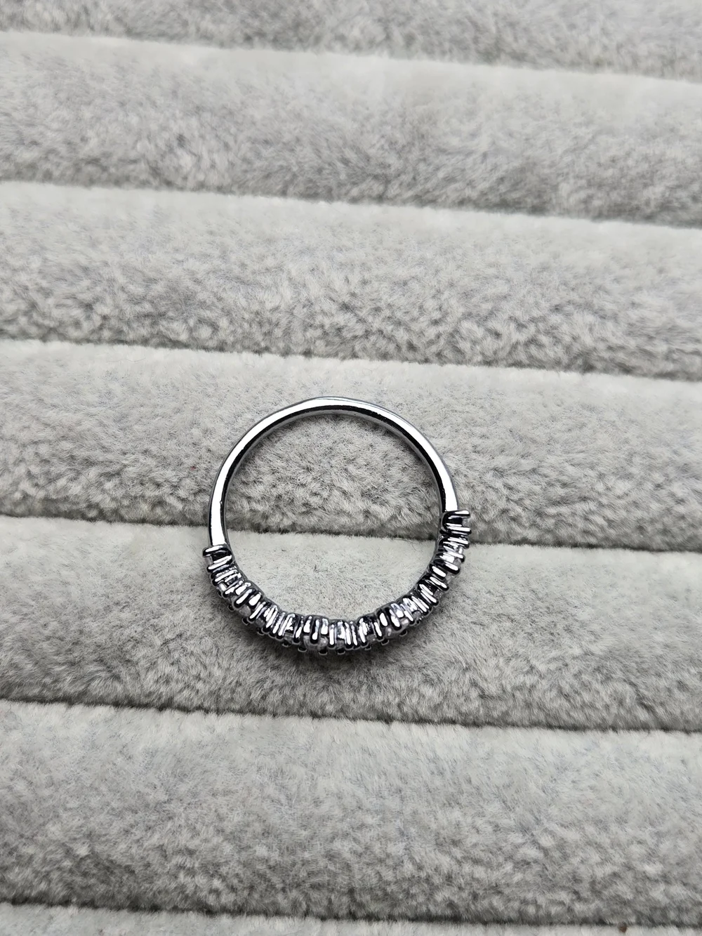 Size 8 Cubic Zirconia Hemitite Plated Grey Metal Band Bomb Party Ring
